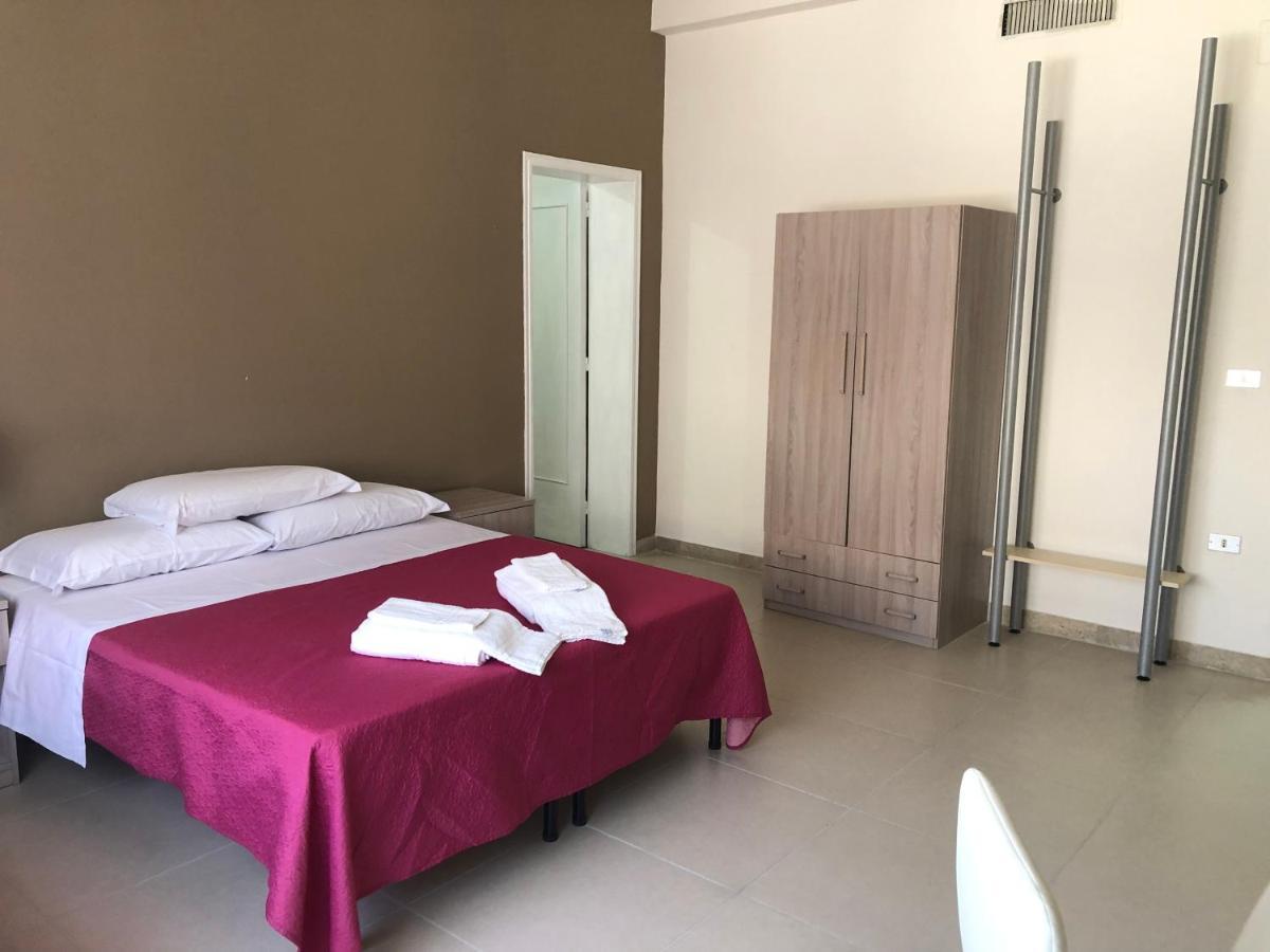 Magna Grecia B&B Ρέτζιο ντι Καλάμπρια Εξωτερικό φωτογραφία