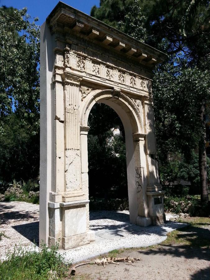 Magna Grecia B&B Ρέτζιο ντι Καλάμπρια Εξωτερικό φωτογραφία