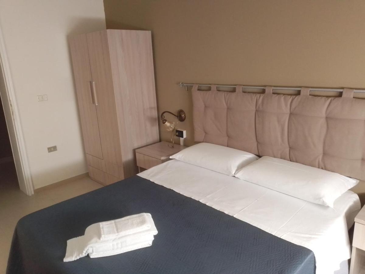 Magna Grecia B&B Ρέτζιο ντι Καλάμπρια Εξωτερικό φωτογραφία