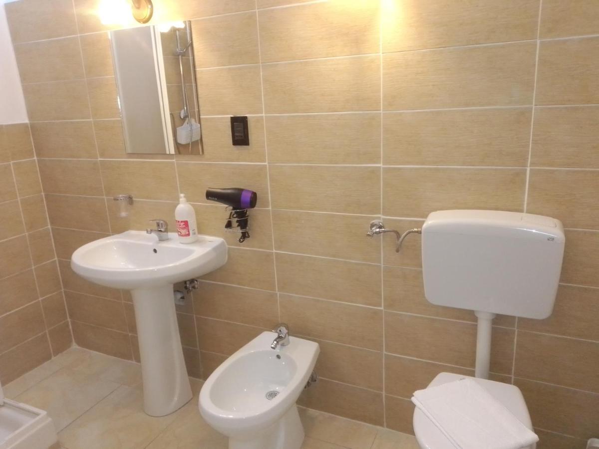Magna Grecia B&B Ρέτζιο ντι Καλάμπρια Εξωτερικό φωτογραφία
